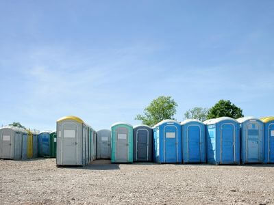 Professional portable toilet for construction services in Jurupa Valley